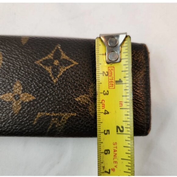Authentic Louis Vuitton Brown Monogram Key Case 4 Ring Hook - Picture 9 of 15